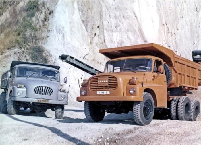Tatra 138