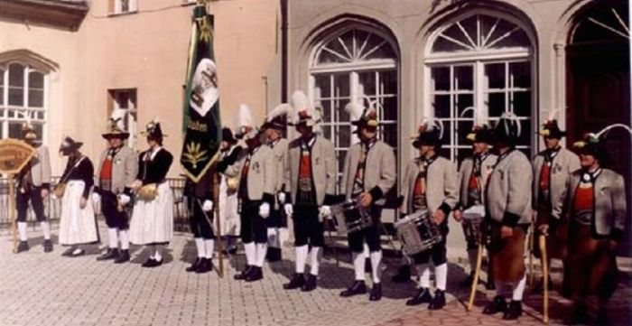 Tyrolczycy z Zillerthal w Mysłakowicach. 1998 rok. 