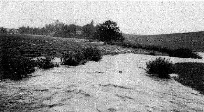 Wiosenna pow&oacute;dź na polach należących do folwarku Pałacu w Mysłakowicach. Ok 1937 rok