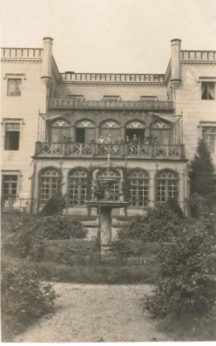 Pałac w Mysłakowicach. Koniec lat 30-tych.