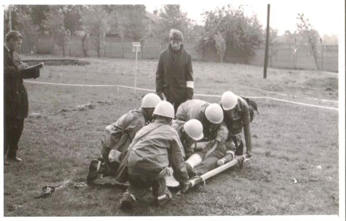 Ćwiczenia Obrony Cywilnej DZPLn "Orzeł", Mysłakowice. ok 1970 rok.