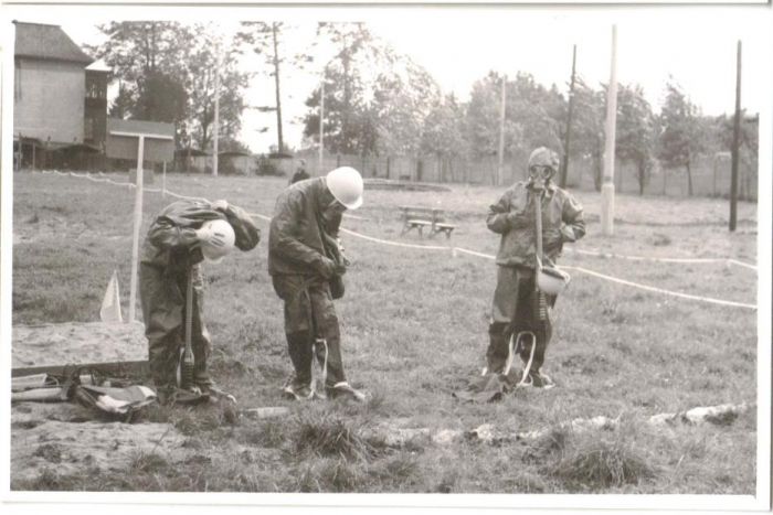 Ćwiczenia Obrony Cywilnej DZPLn "Orzeł", Mysłakowice. ok 1970 rok.