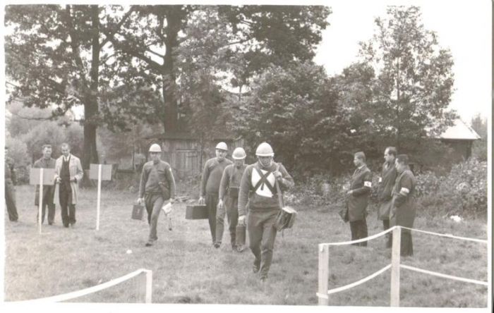 Ćwiczenia Obrony Cywilnej DZPLn "Orzeł", Mysłakowice. ok 1970 ok