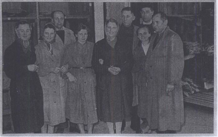 Pracownicy DZPLn "Orzeł" Mysłakowice. 1950 rok.