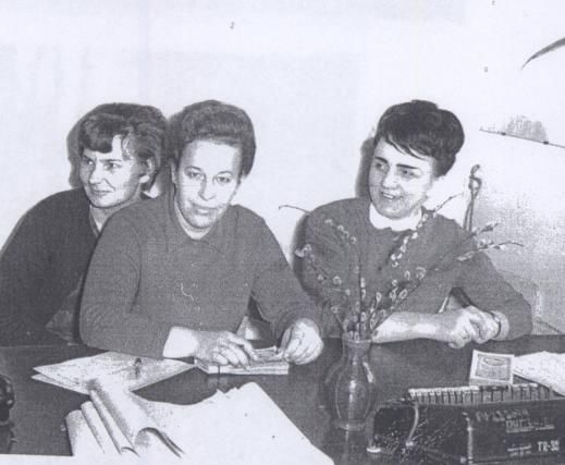 Pracownicy DZPLn "Orzeł" Mysłakowice. 1970 rok