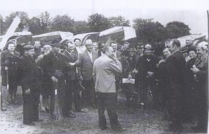 Lata 70-te. Pracownicy DZPLn "Orzeł" Mysłakowice 