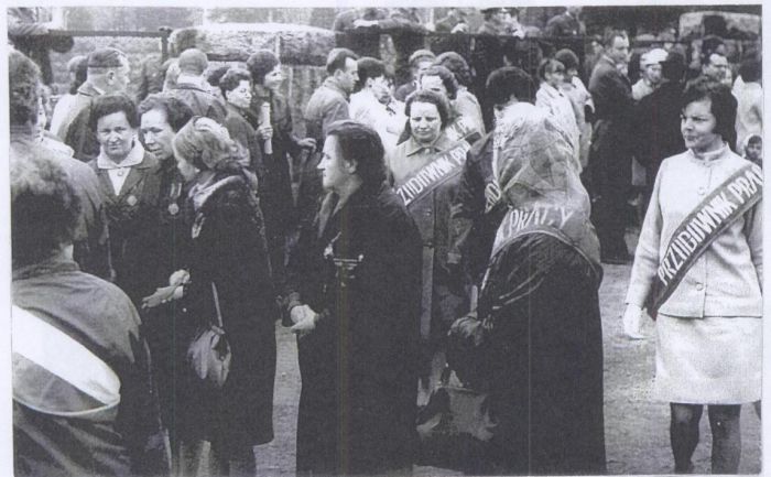 Święto Pracy 1974 rok. Pracownicy DZPLn "Orzeł" 