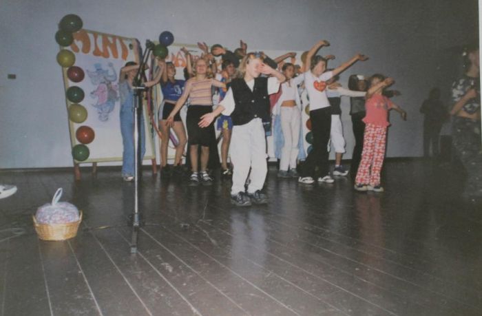 MiniPlayBack Show,  Gminny Ośrodek Kultury w Mysłakowicach 2000 rok.