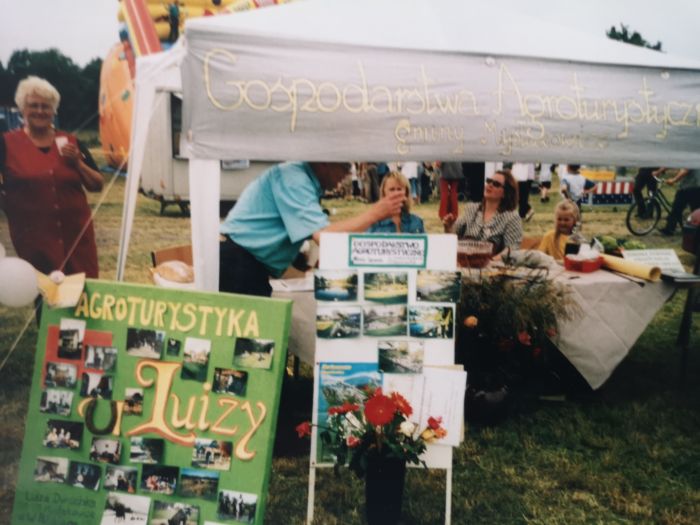 Dni promocji Gminy Mysłakowice połączone z " III Festiwalem lnianym Pod Śnieżką" 14-16.06 2002 roku.