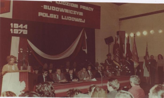 Uroczyste zebranie w GOK Mysłakowice (dawniej klub Radar). 35 lat PRL 