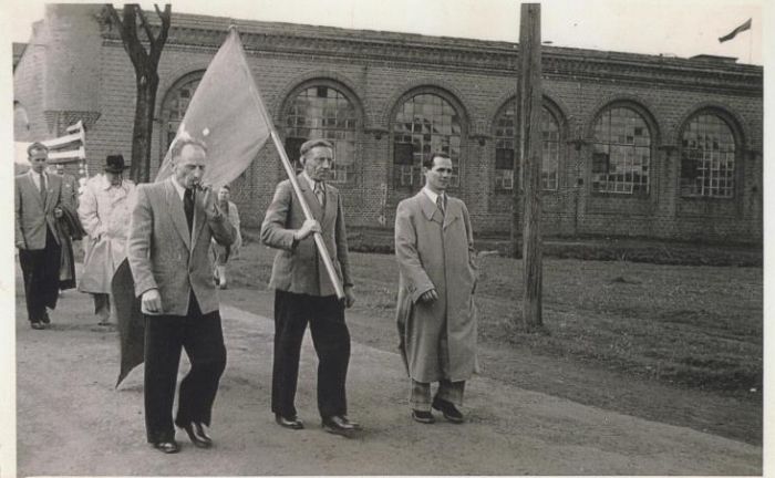 Pracownicy DZPLn "Orzeł" 1maja. Lata 50-te