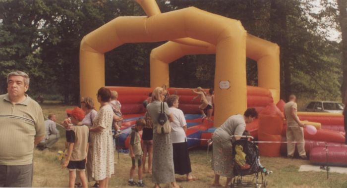Powiatowy Piknik Agroturystyczny w Mysłakowicach. 2002 rok