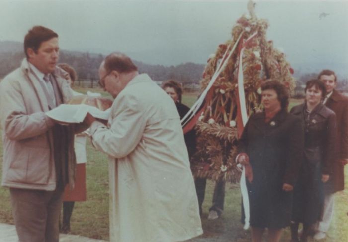 Dożynki w Gminie Mysłakowice. 1988 rok