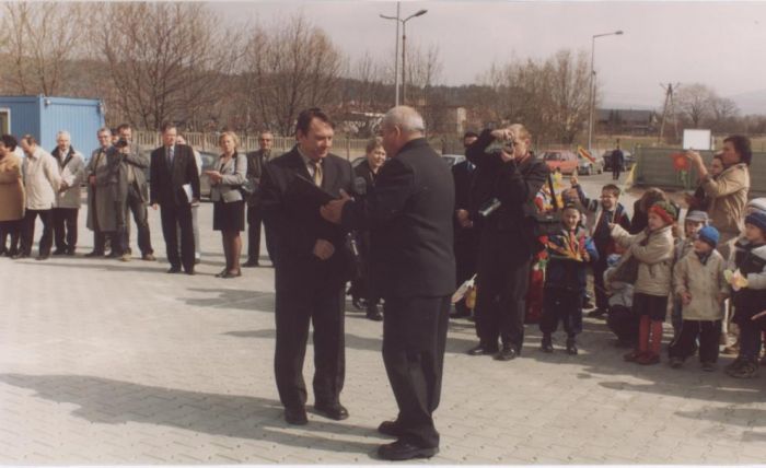 Otwarcie Oczyszczalni Ściek&oacute;w w Mysłakowicach. 2004 rok