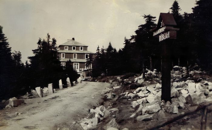 Karkonosze, Jugendkammhaus &bdquo;R&uuml;bezahl&rdquo; p&oacute;źniej schronisko PTTK "Odrodzenie". ok 1930 rok.
