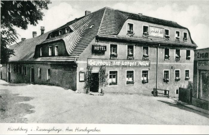 Jelenia G&oacute;ra (niem. Hirschberg, cz. Jelen&iacute; Hora, dawniej Hir&scaron;berk, Horn&scaron;perk). Prawdopodobnie ok 192