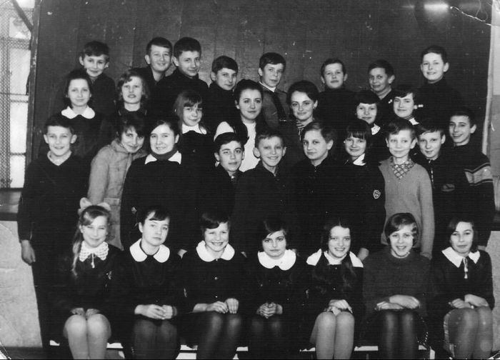 1970r. kl.7a z p.Ireną Smolnik i p.Wiesławą Czerwonką