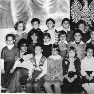 Dzieci z Gminy Mysłakowice. Rok szkolny 1981/1982