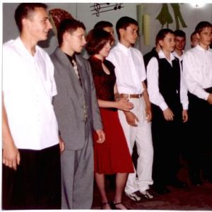 Bal III klas gimnazjum. Klub Radar. Mysłakowice 2003 r.