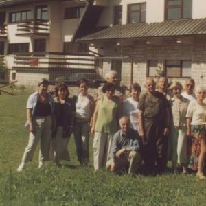 Maj 2005 roku. Wycieczka pracownik&oacute;w szkoły w Mysłakowicach. 