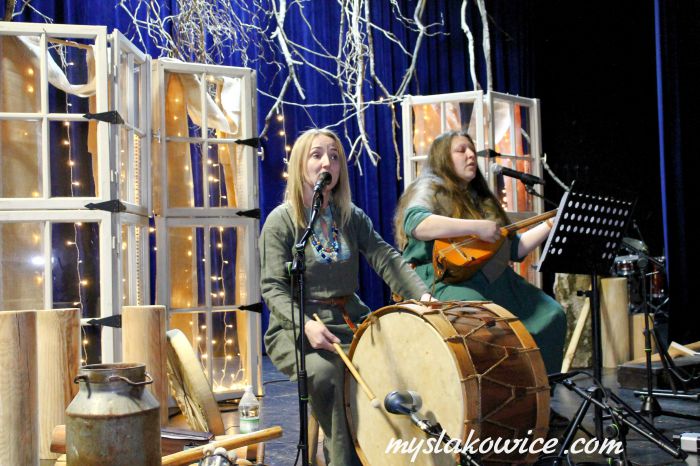 GOK Mysłakowice, 19 kwietnia 2024 roku. Koncert zespołu Ęzibaba