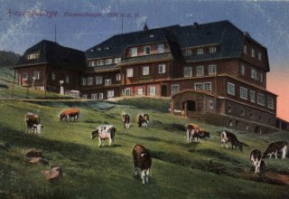 Schronisko g&oacute;rskie Strzecha Akademicka, Karpacz, Karkonosze. Stara poczt&oacute;wka ok 1920 r.