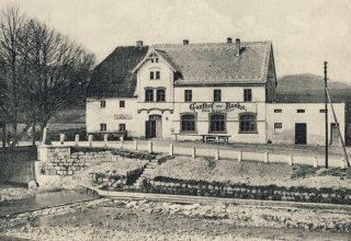 1907 r. Gospoda u Bucche, p&oacute;źniej Ośrodek Zdrowia Mysłakowice (niem. Zillerthal-Erdmannsdorf, Erdmannsdorf)