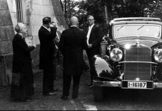 Pałac w Erdmannsdorf (Mysłakowice) 1937 rok. Gośce rodziny Rudolpha
