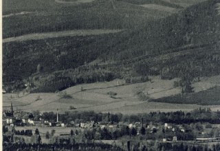 Mysłakowice (niem. Zillerthal-Erdmannsdorf, Erdmannsdorf). 1936 rok. Fabryka Lniarska