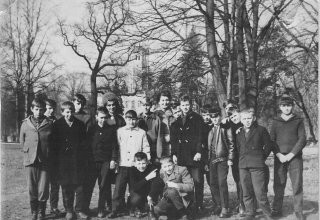 Szkoła w Mysłakowicach. 1961r. kl.6a z Panią Z. Winiarską i Panią I. Dorożyńską