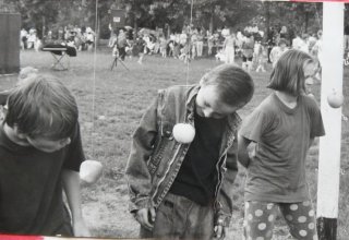 1993 rok. Festyn w Dąbrowice