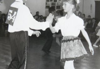 1994 rok. Konkurs tańca towarzyskiego. GOK Mysłakowice