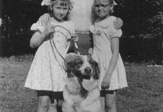 Wychowawczyni Pani Ilnicka z uczennicami. 1960 rok.