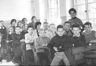 Lekcja biologii z Panią Winiarską 1959 r. Klasa VI. Mysłakowice