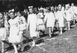 Szkoła w Mysłakowicach.Lata 60-te