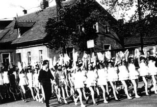 Parada w Mysłakowicach. Prawdopodobnie lata 60-te