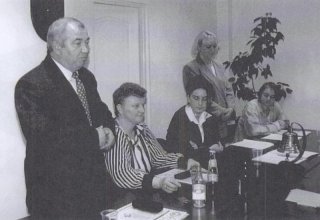 Powołanie "Rady Młodych" w Gminie Mysłakowice. 1998 rok.
