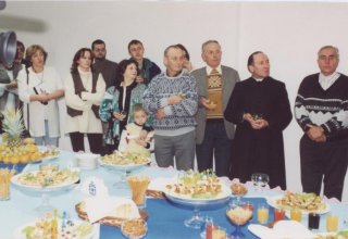 1997 rok. Przydział mieszkań dla poszkodowanych od powodzi. Mysłakowice 