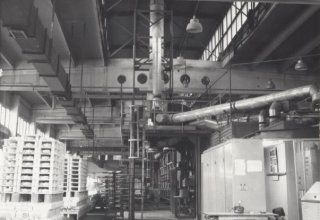 Dolnośląskie Zakłady Porcelany Elektrotechnicznej "POLAM - Mysłakowice" 1980 rok.