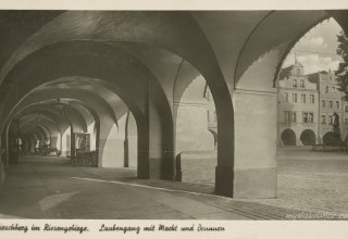 Jelenia G&oacute;ra (niem. Hirschberg im Riesengebirge) ok 1930-1940 rok.