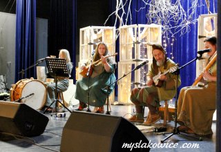 GOK Mysłakowice, 19 kwietnia 2024 roku. Koncert zespołu Ęzibaba